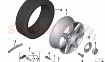 Light alloy wheel styling 677